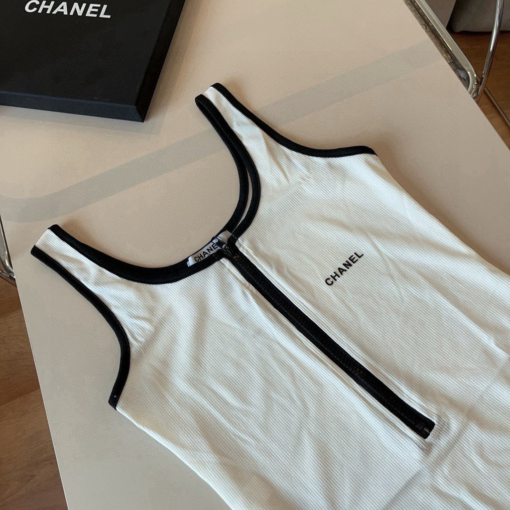 CHANEL BIKINI SWIMSUIT SET IN WHITE AND BLACK TRIM 625974