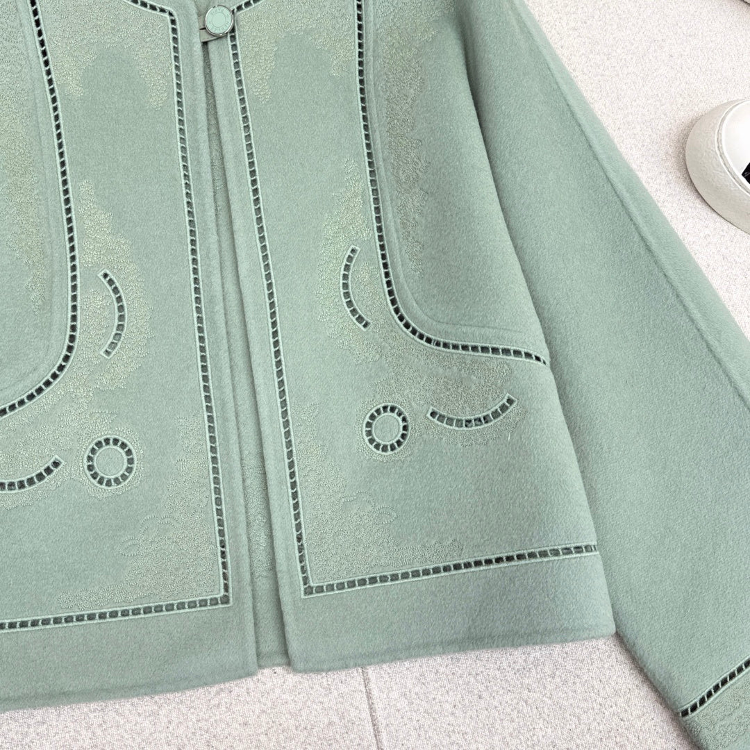 HERMES 25S SHORT CASERE COAT 192