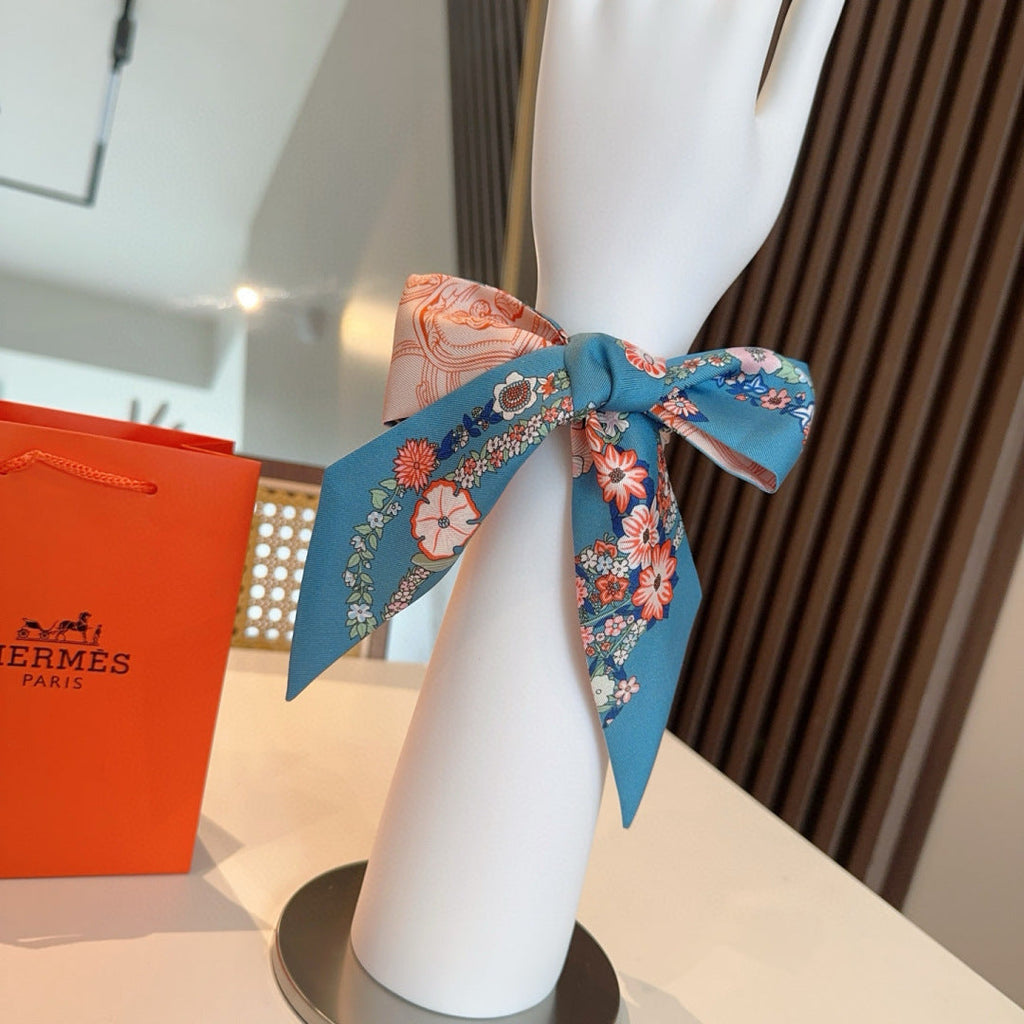 HERMES HERMES 25S SILK NECKERCHIEF 86 IN SILK 714379