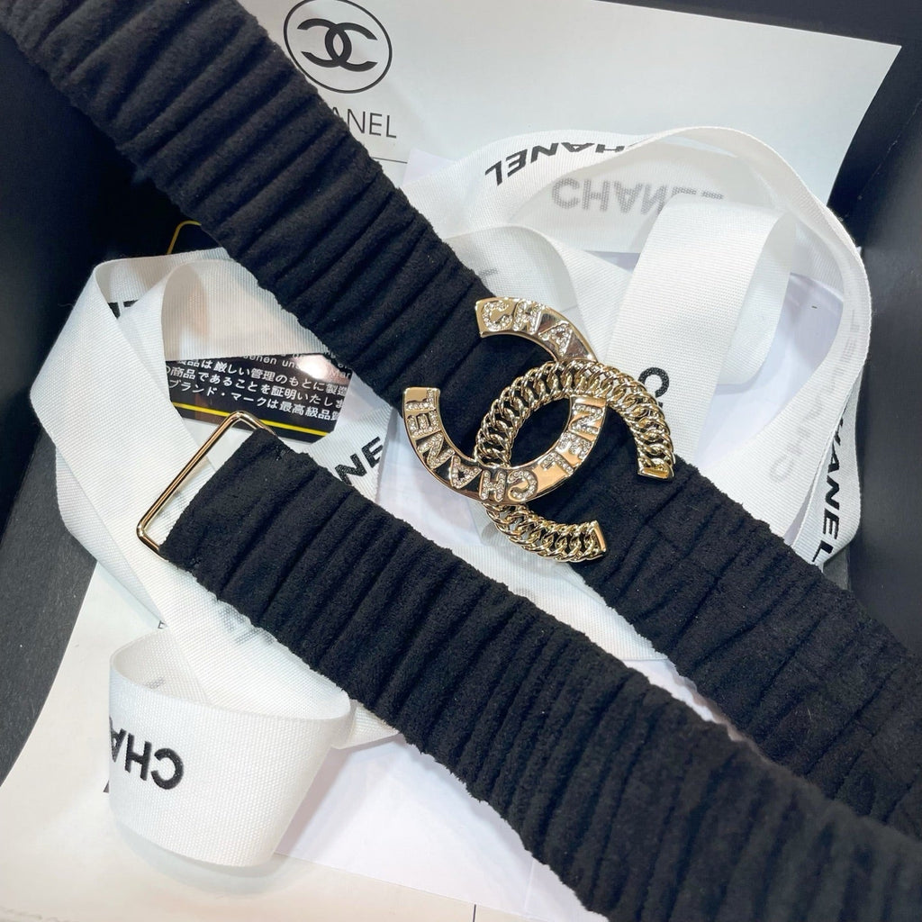 CHANEL DOUBLE 30MM STRETCH BELT IN BLACK SUEDUE WITH GOLD CHAIN BUCKLE CRYSTAL DETAIL