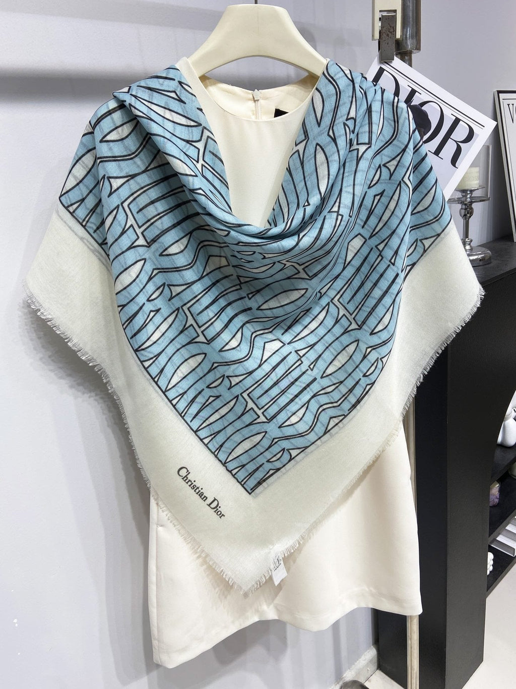 DIOR MISS ALLOVER SHAWL 140 CM IN POWDER BLUE MIX WHITE SILK CASHMERE 411630