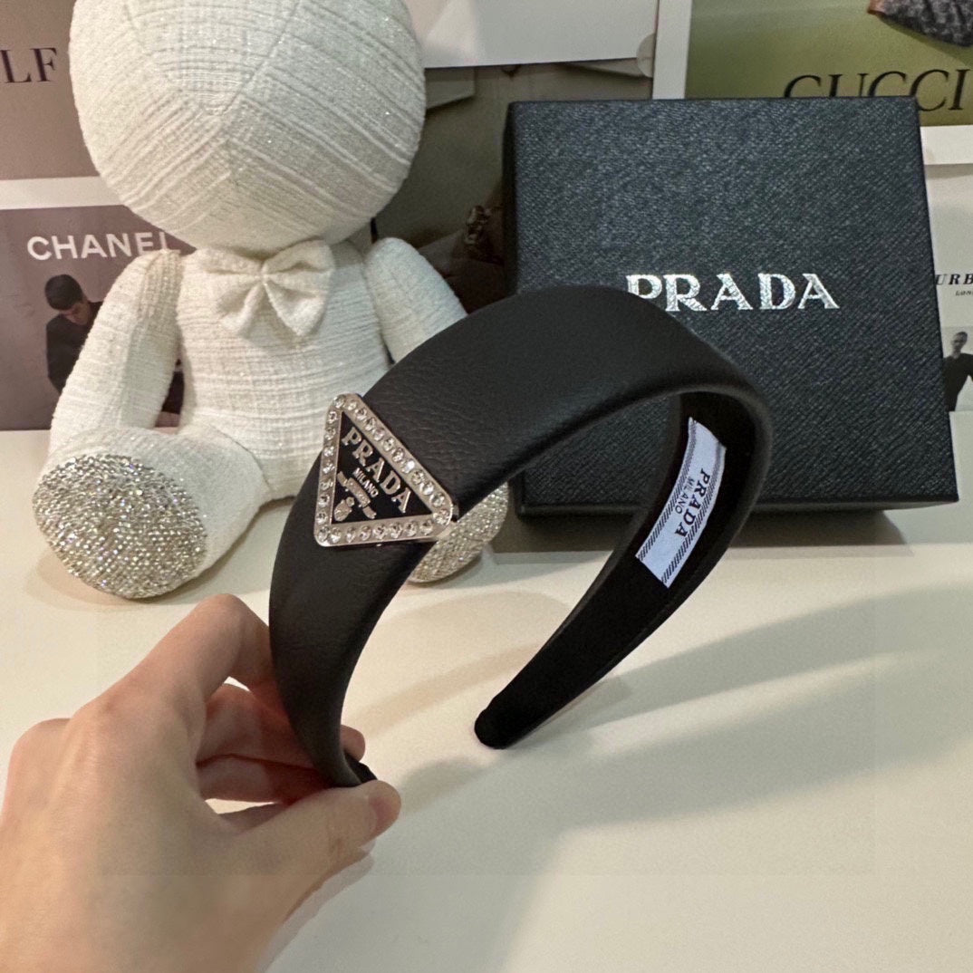 PRADA BLACK CALFSKIN HAIRBAND 154897