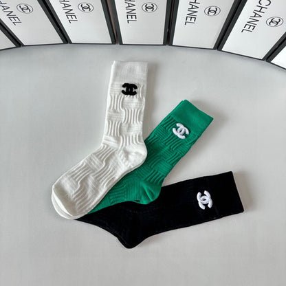 CHANEL CREW SOCKS 417479 ( 1 BOX )