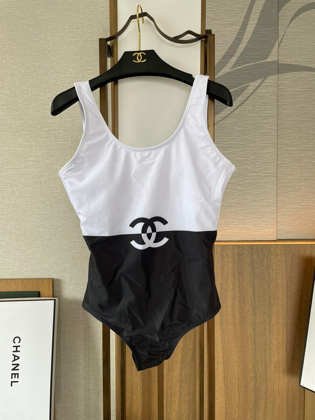 CHANEL BIKINI SWIMSUIT SET IN BLACK AND WHITE 613717