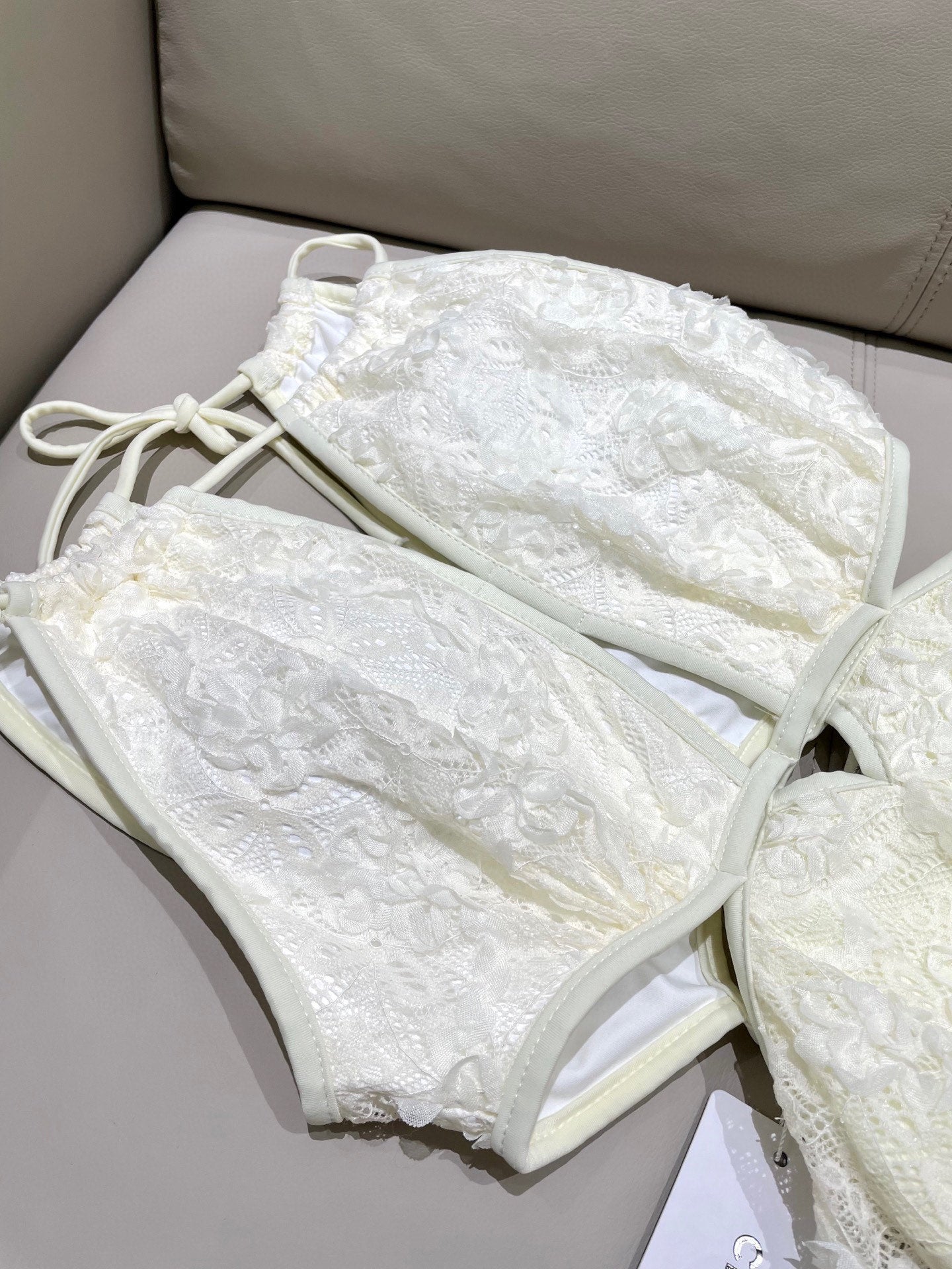 CHANEL BIKINI SWIMSUIT SET IN WHITE LACE FABRIC 613726