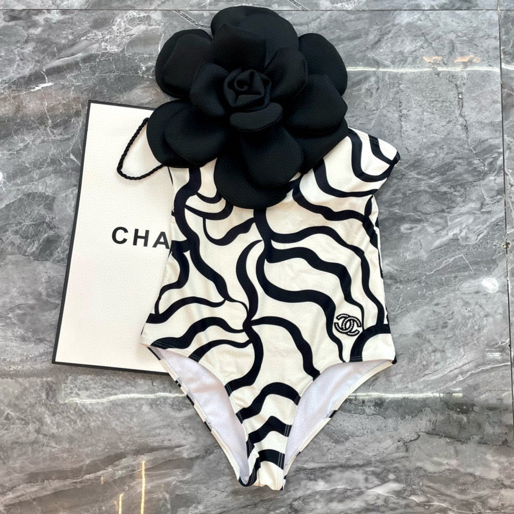 CHANEL ONE-PIECE SWIMSUIT WITH FLORAL PATTERN IN BLACK AND WHITE 627827