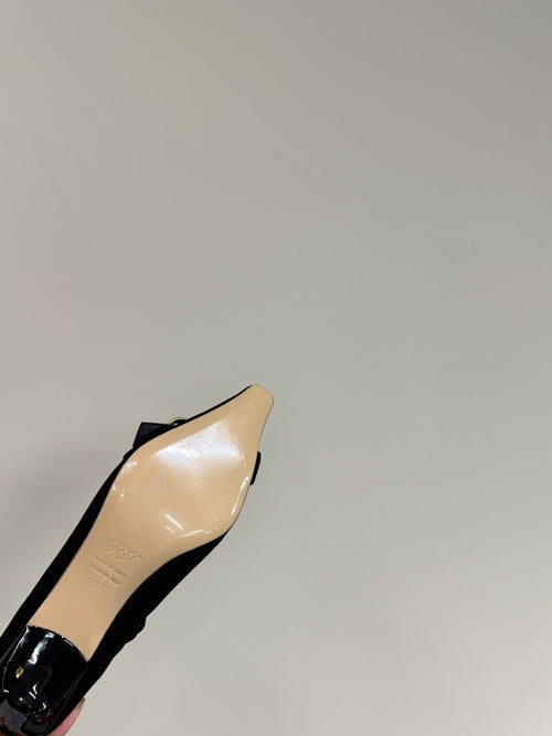 BELLE VIVIER CHELSEA BOOTIES IN BLACK SUEDE