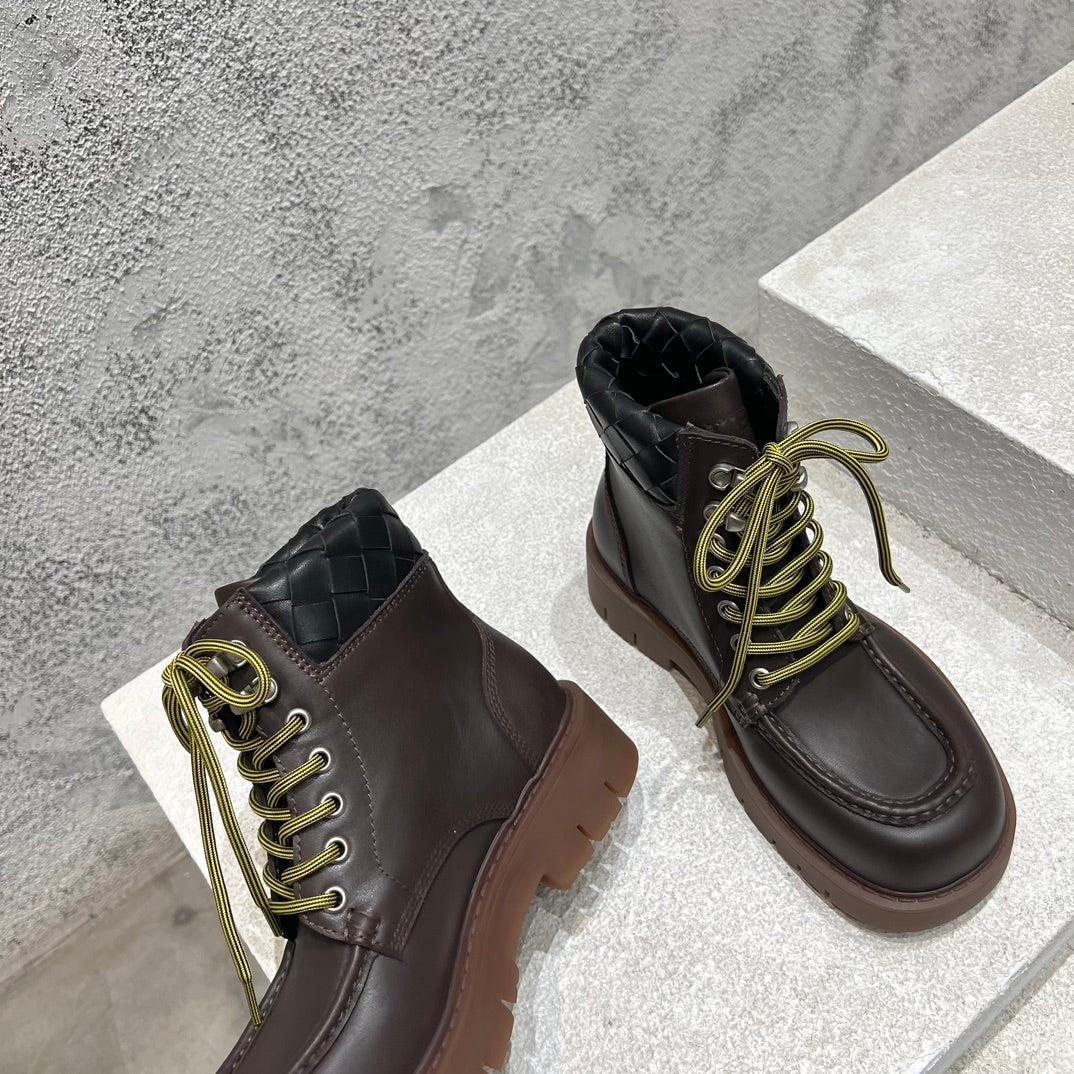 BOTTEGA VENETA HADDOCK LACE-UP ANKLE BOOT IN CHOCOLATE BROWN CALFSKIN
