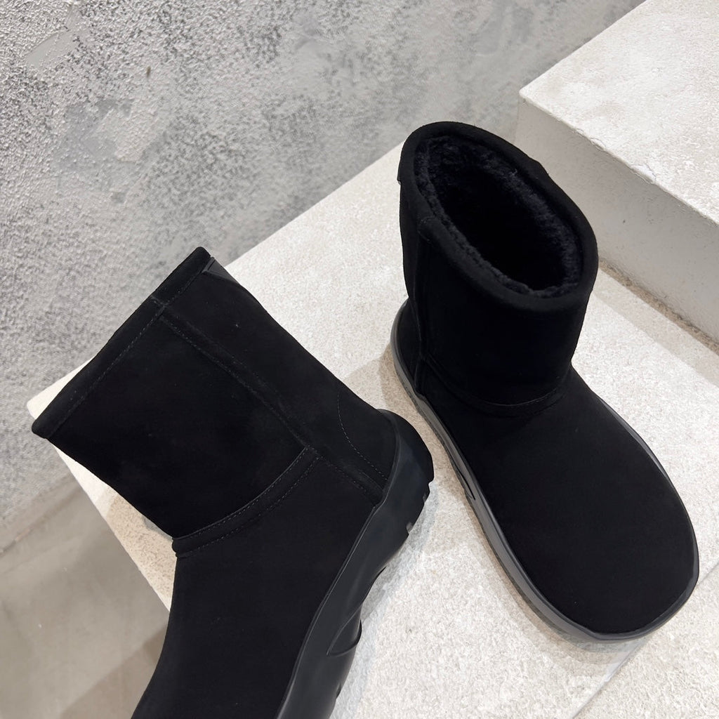 BOTTEGA VENETA SNAP ANKLE BOOT IN BLACK SUEDE AND SHEARLING LINING