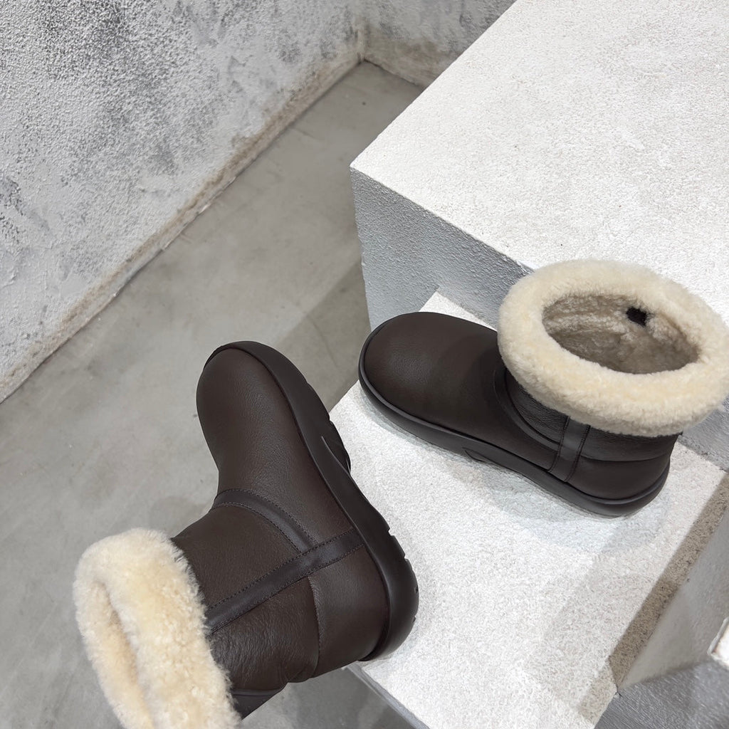 BOTTEGA VENETA ANKLE BOOTS IN CHOCOLATE BROWN LAMBSKIN WITH SHEARLING LINING