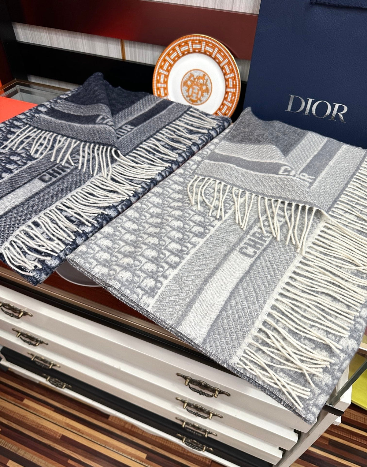 DIOR OBLIQUE 190 CM SCARF IN BLACK MIX WHITE TECHNICAL CASHMERE 415486