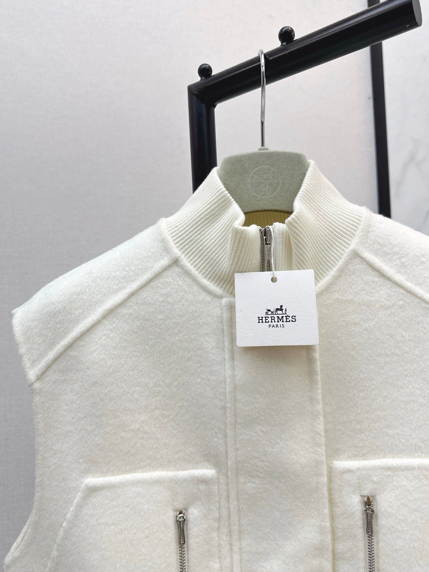 HERMES HERMES 25S SLEEVELESS JACKET 526962