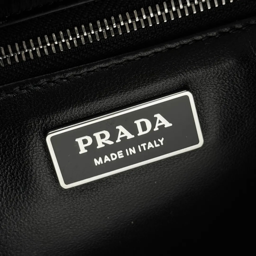 Prada Black Rectangular Bag - Hình 9