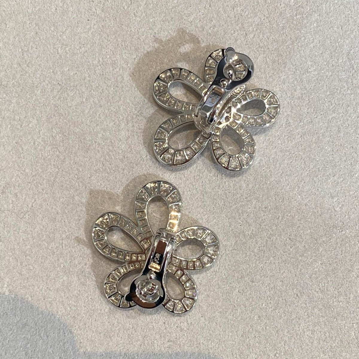 Van Cleef & Arpels LACE FLOWER SILVER EARRINGS